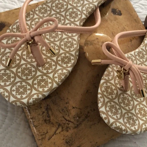 Kate Spade Sandals - Picture 6 of 8